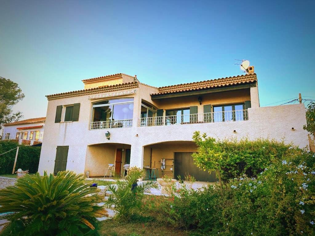 Vila Grande Maison Vue Mer Avec Piscine 15Mn A Pieds De La Plage La Seyne-sur-Mer Exteriér fotografie